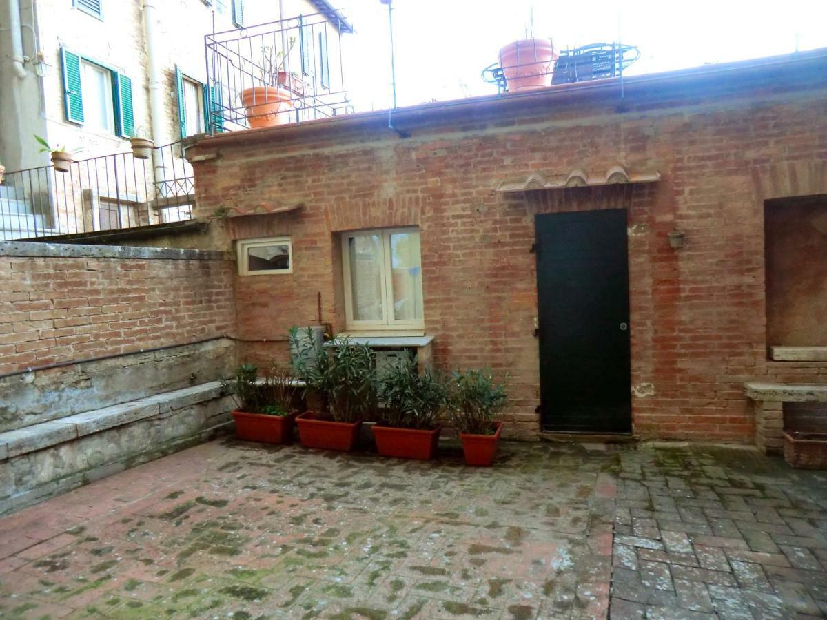Casa Iolanda Apartment Сиена Екстериор снимка